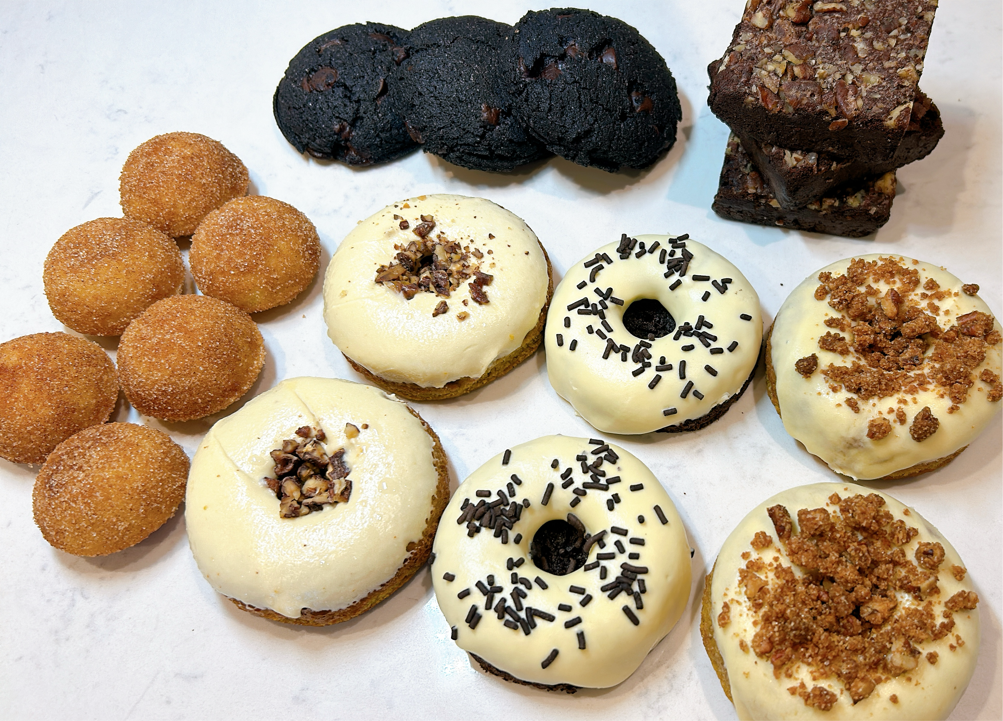 Fall Flavors PART 2 - VIP Box (6 special donuts, 3 cookies, 3 brownies, 6 donut holes)