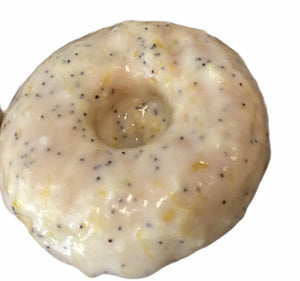 lemon poppy seed donut